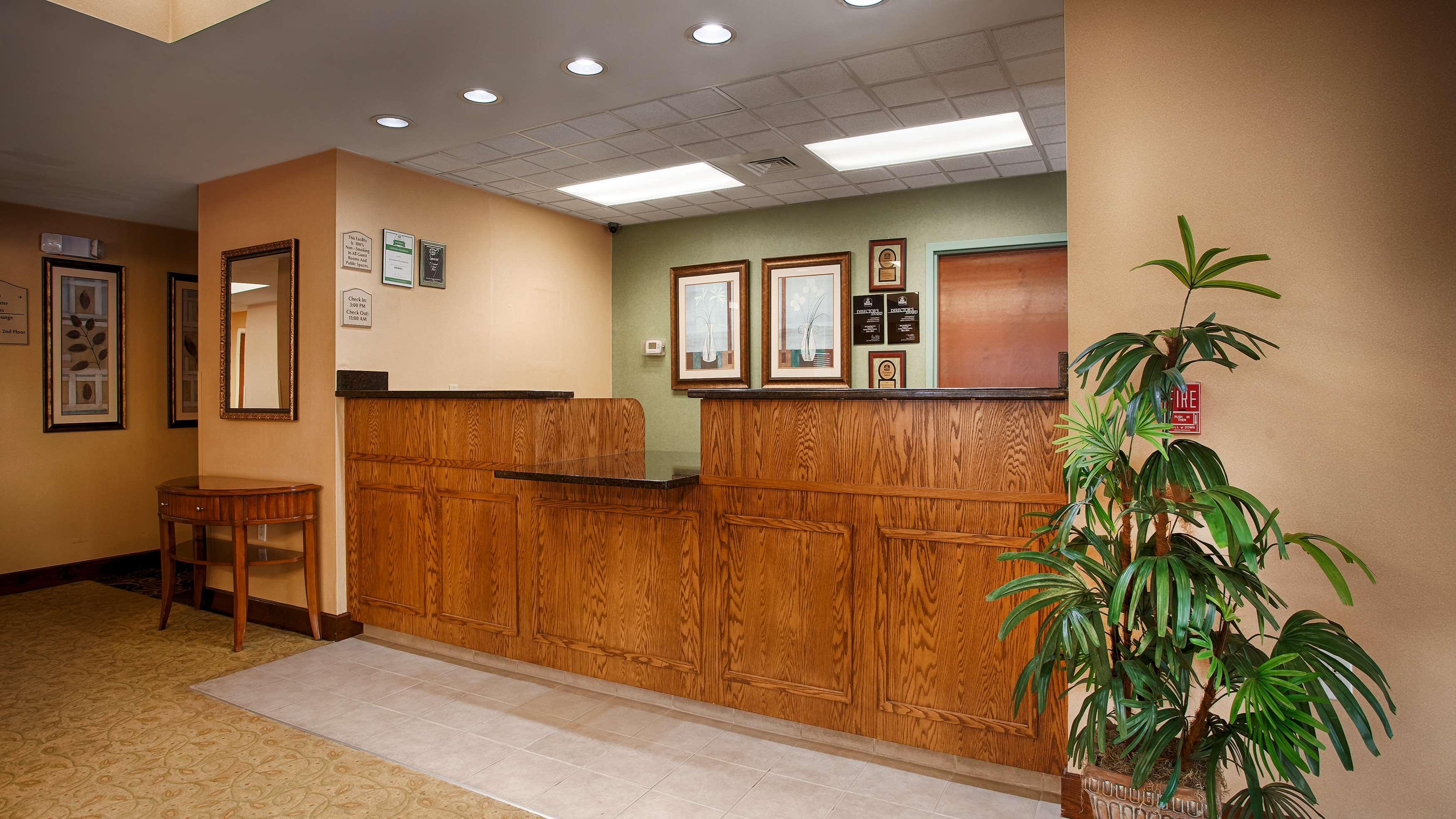 Best Western Plus Edison Inn Гарнър Екстериор снимка