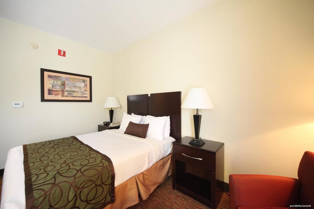 Best Western Plus Edison Inn Гарнър Екстериор снимка