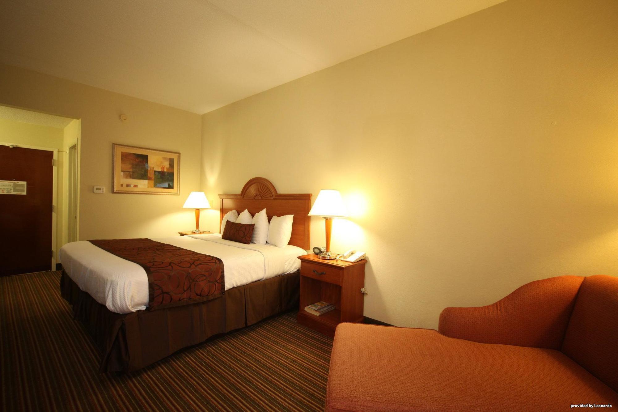 Best Western Plus Edison Inn Гарнър Екстериор снимка